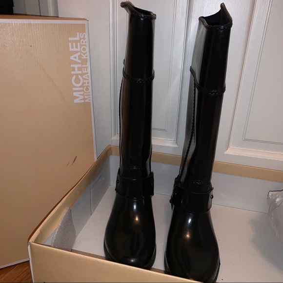 ☔️MK Fulton Rainboot ☔️ - Picture 4 of 8